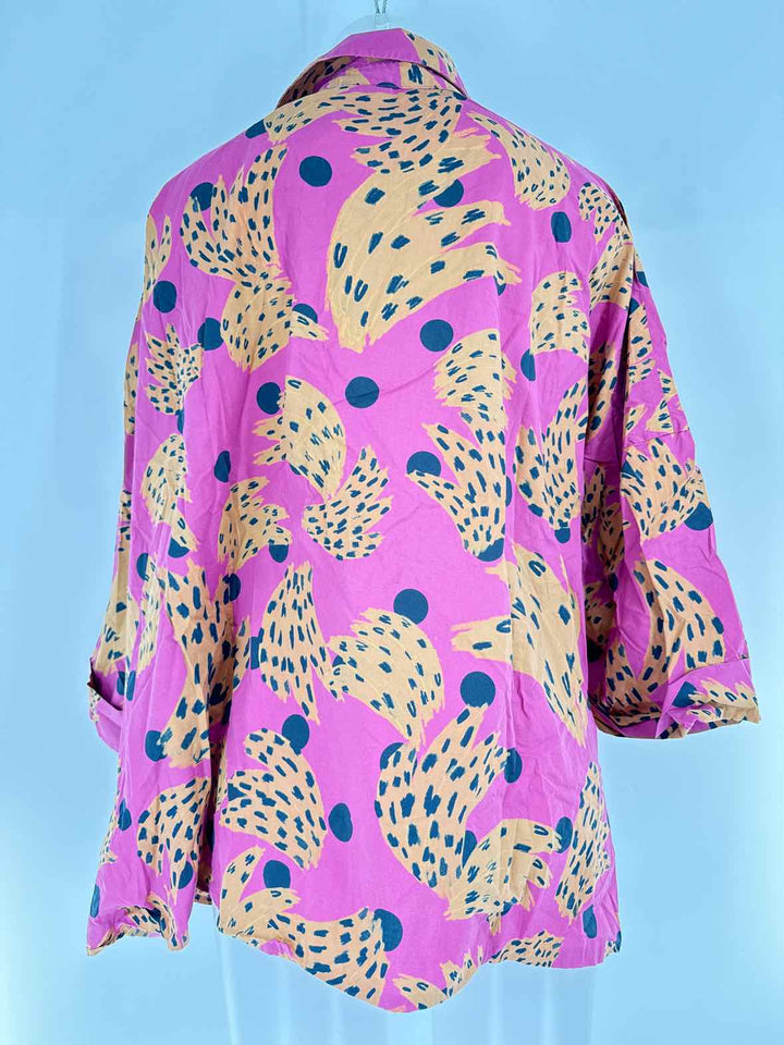 Size M FARM RIO PINK PRINT Shirt