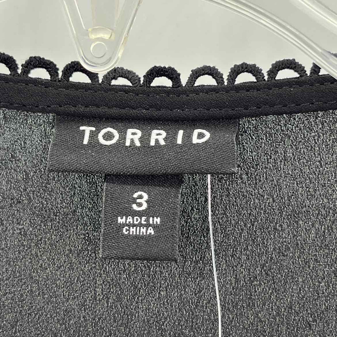 Size 3X Torrid Black Shirt
