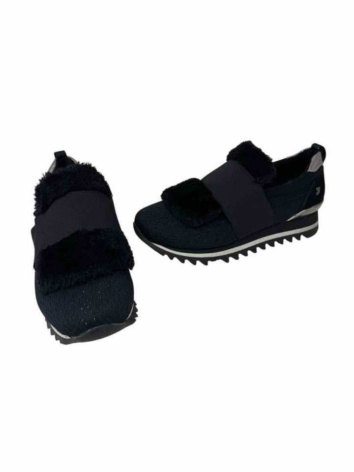 Shoe Size 6 Black Flats