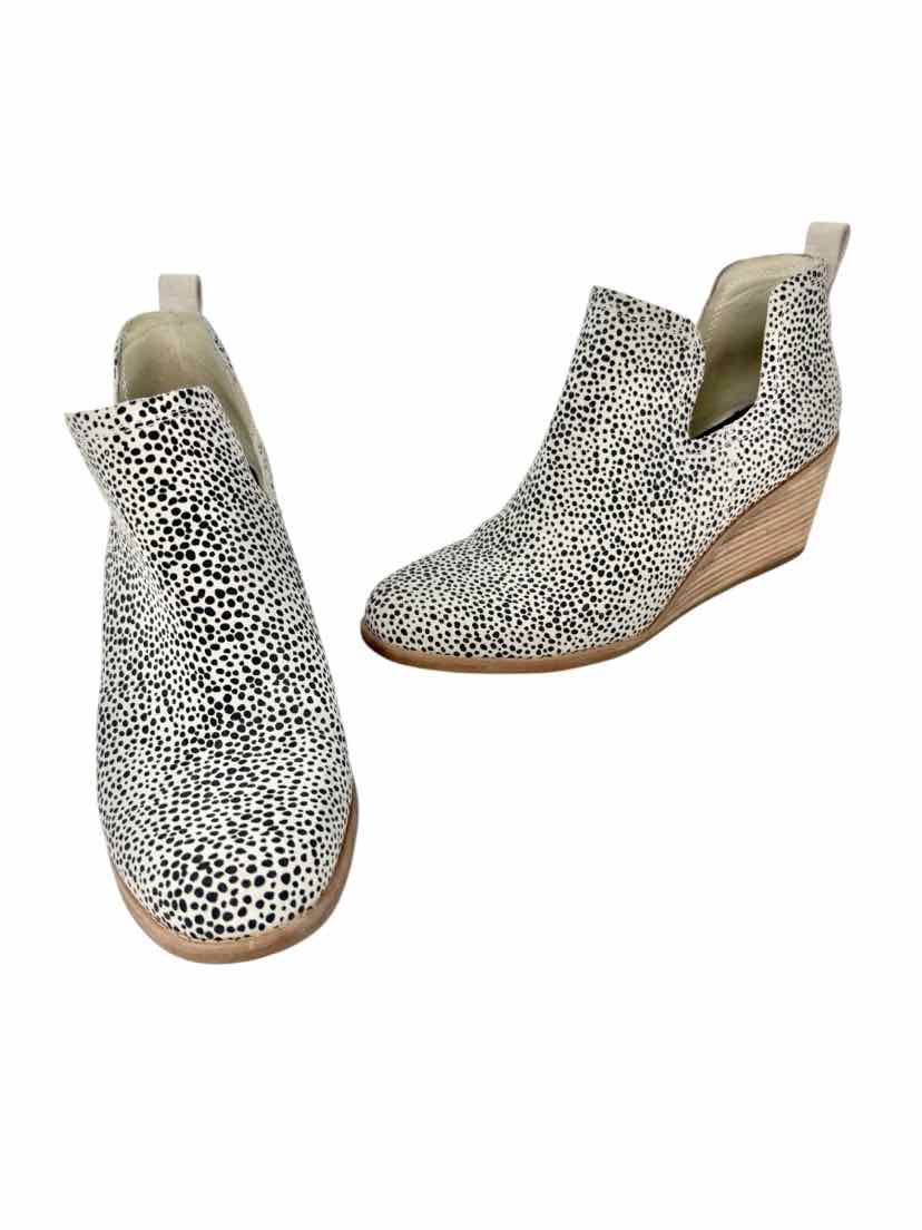 Shoe Size 9.5 Toms Multi-Color Boots