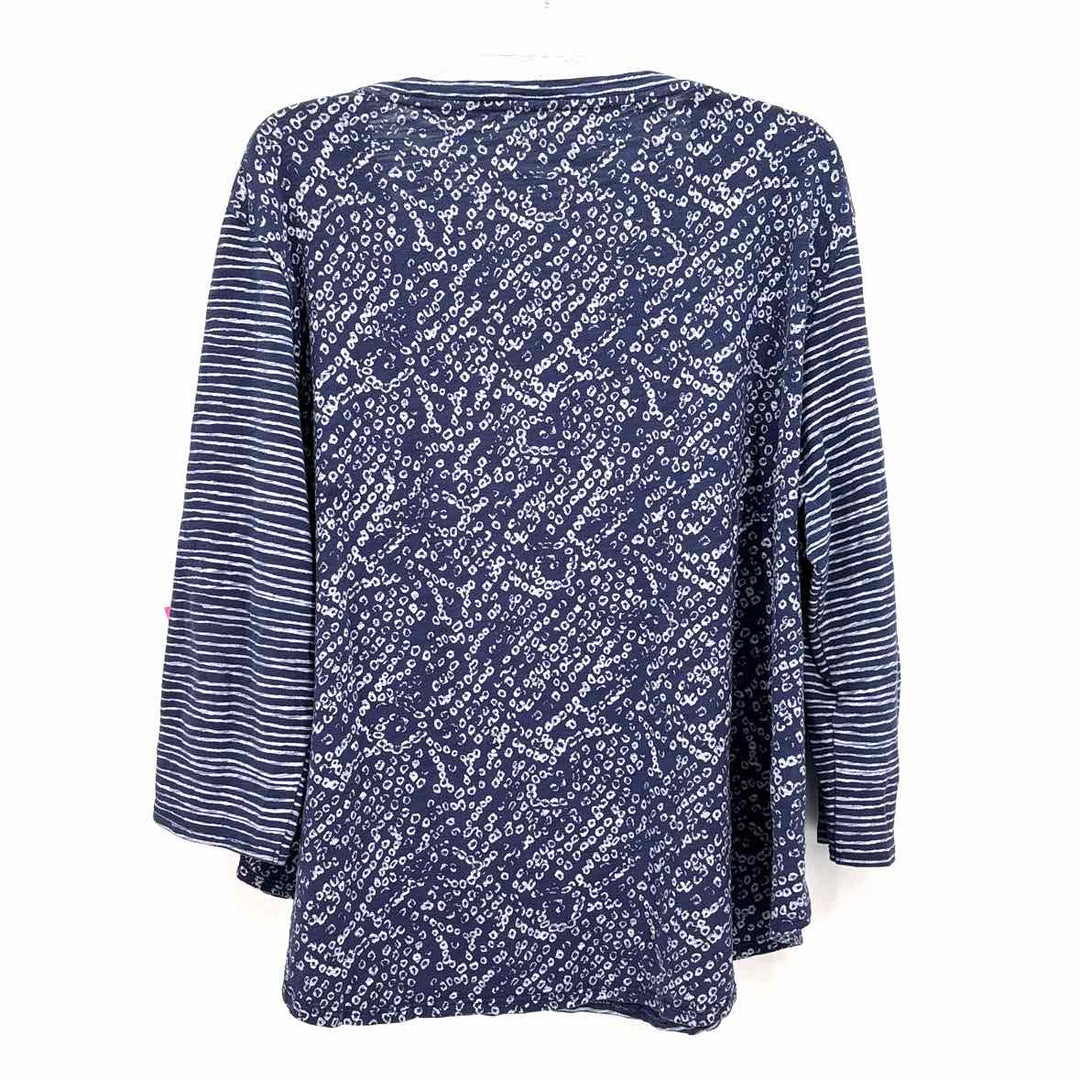 Size XL Navy Shirt