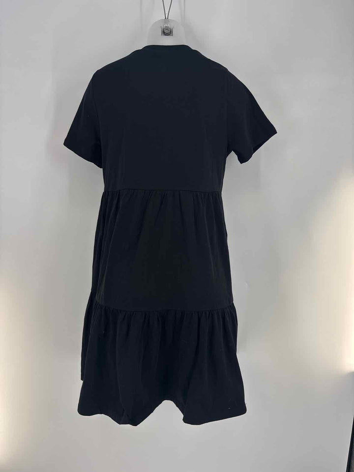 Size M Old Navy Black Dress
