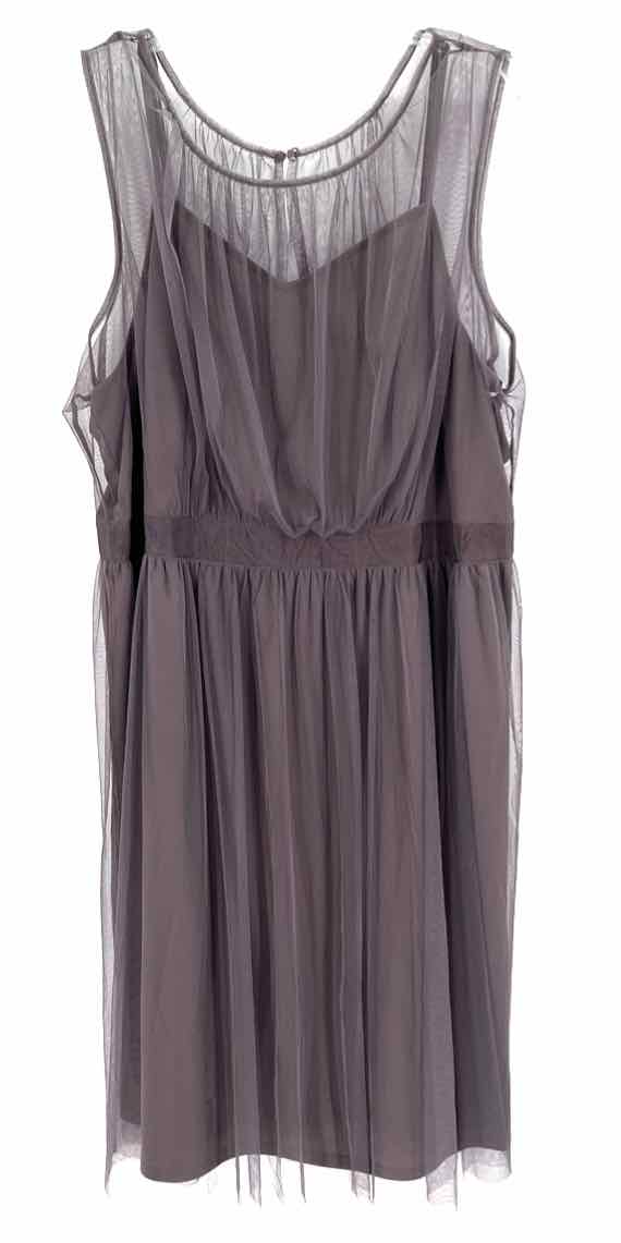 Size 2X LAUREN CONRAD Gray Mesh Dress