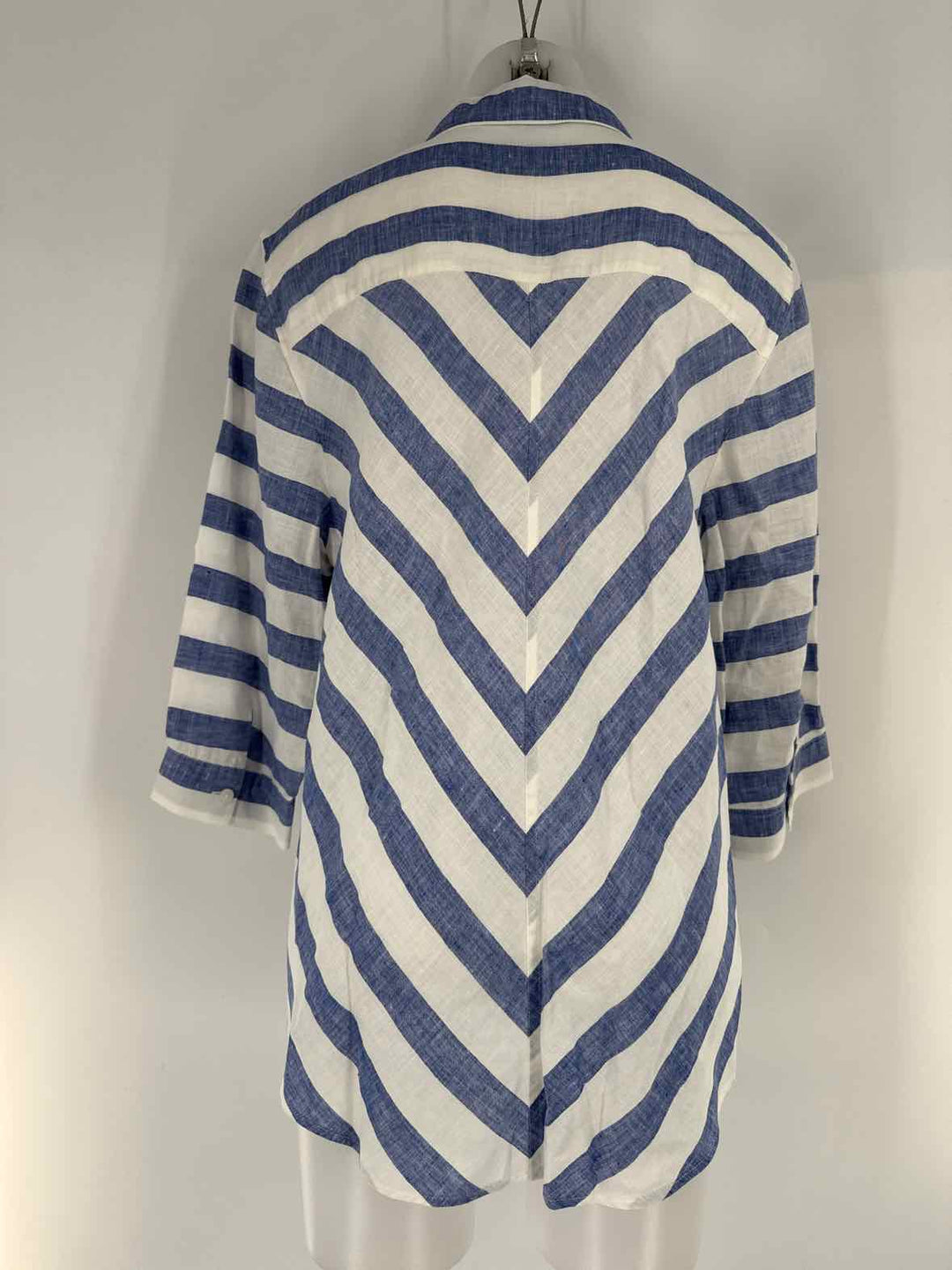 Size XL Chico's White Shirt