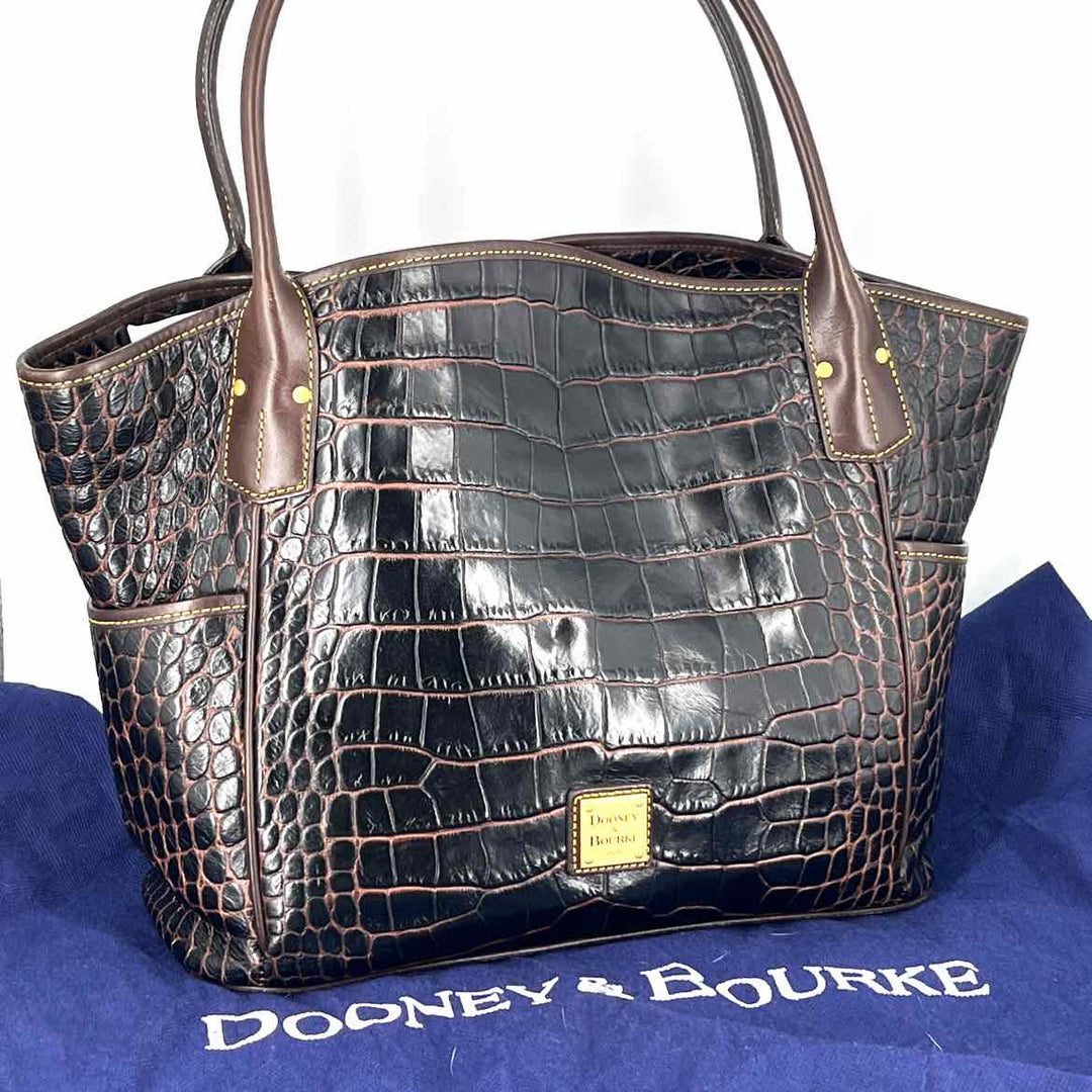 Dooney & Bourke Purse
