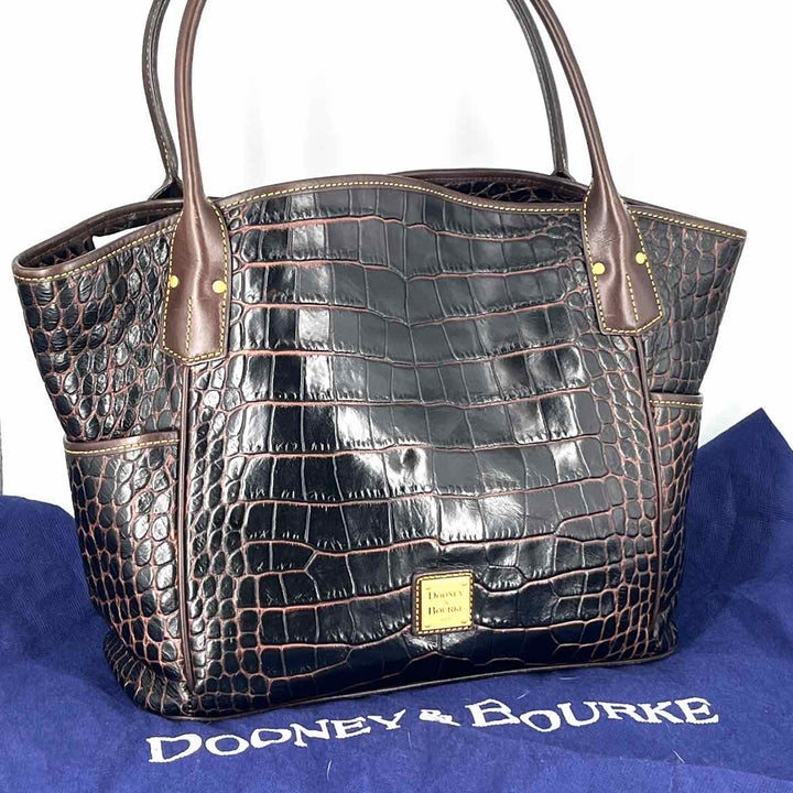 Dooney & Bourke Purse