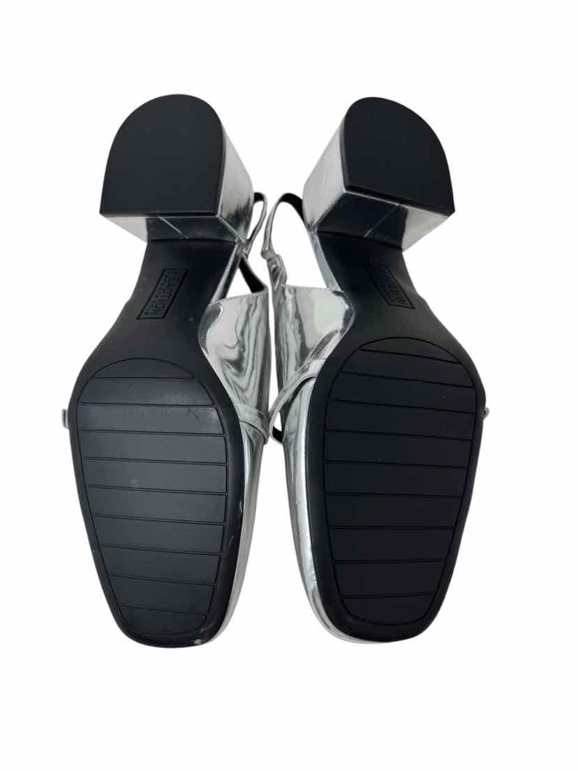 Shoe Size 11 Kenneth Cole Silver Leather Pumps
