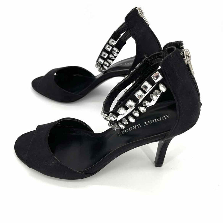 Shoe Size 8 Black Rhinestone Pumps