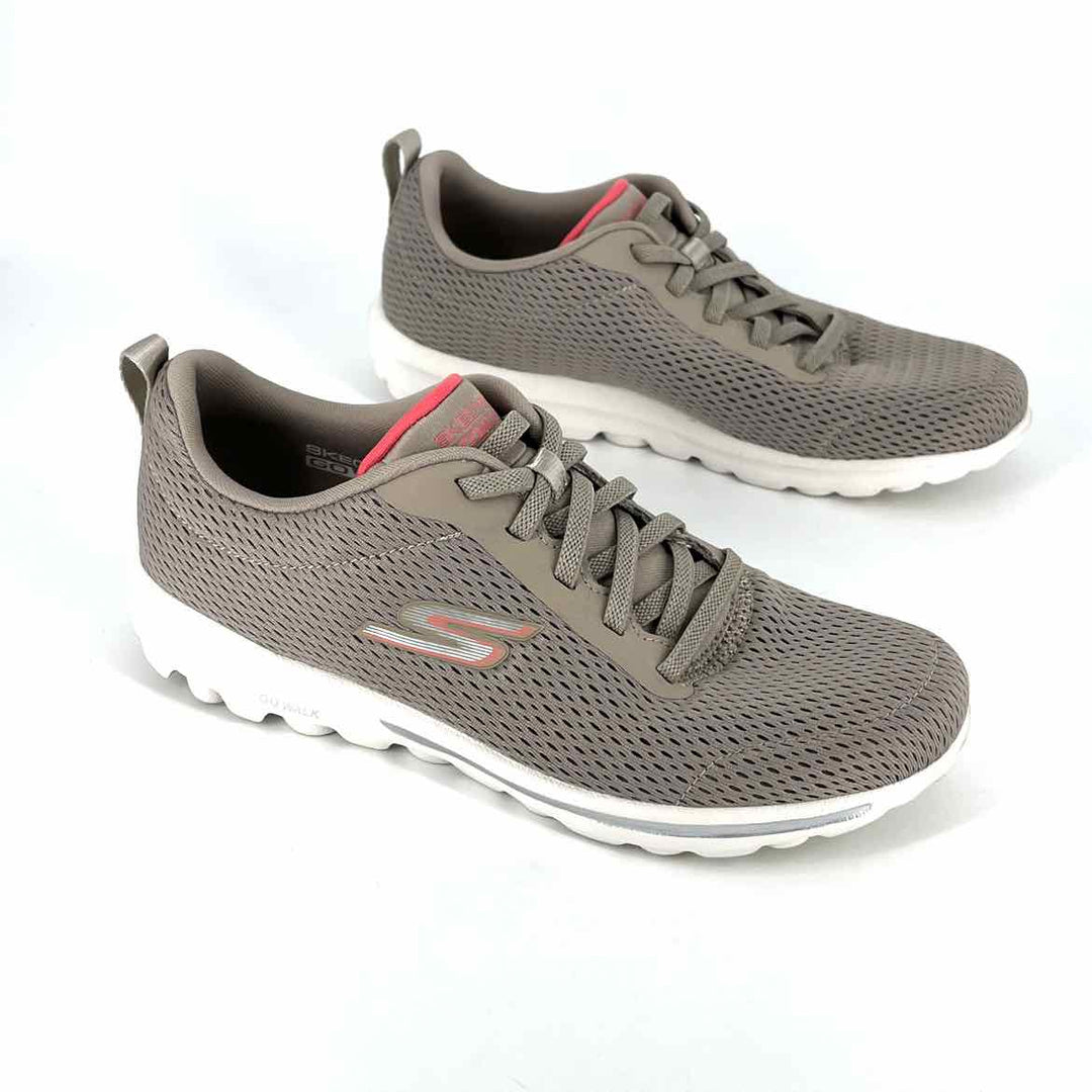 Shoe Size 7.5 Sketchers Tan Sneakers