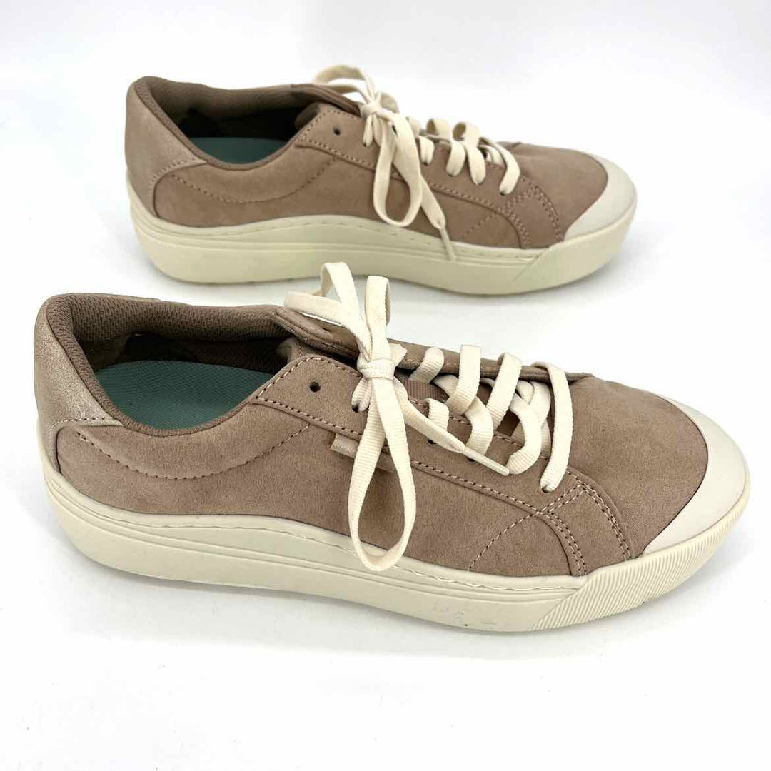 Shoe Size 7.5 dr scholls Taupe Sneakers