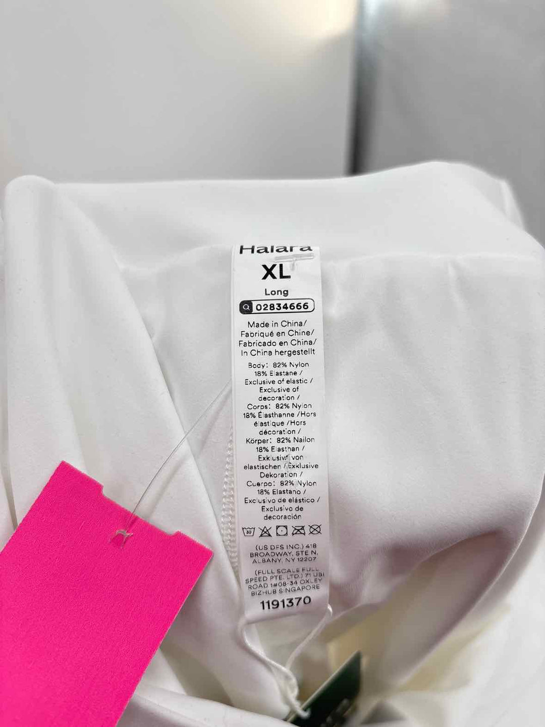 Size XL HALARA White Shorts