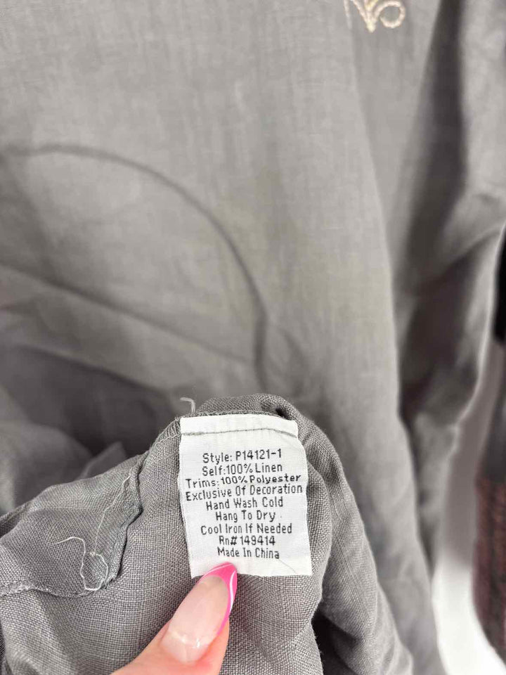 Size M Johnny Was Gray Shirt