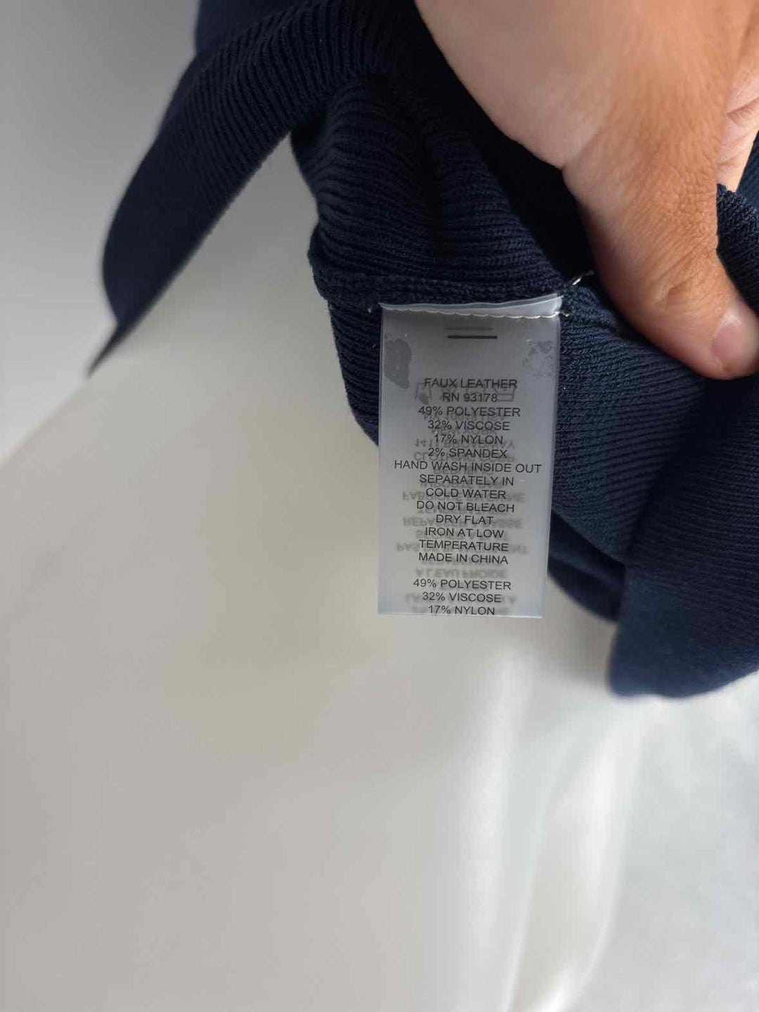 Size S TAHARI Navy Shirt