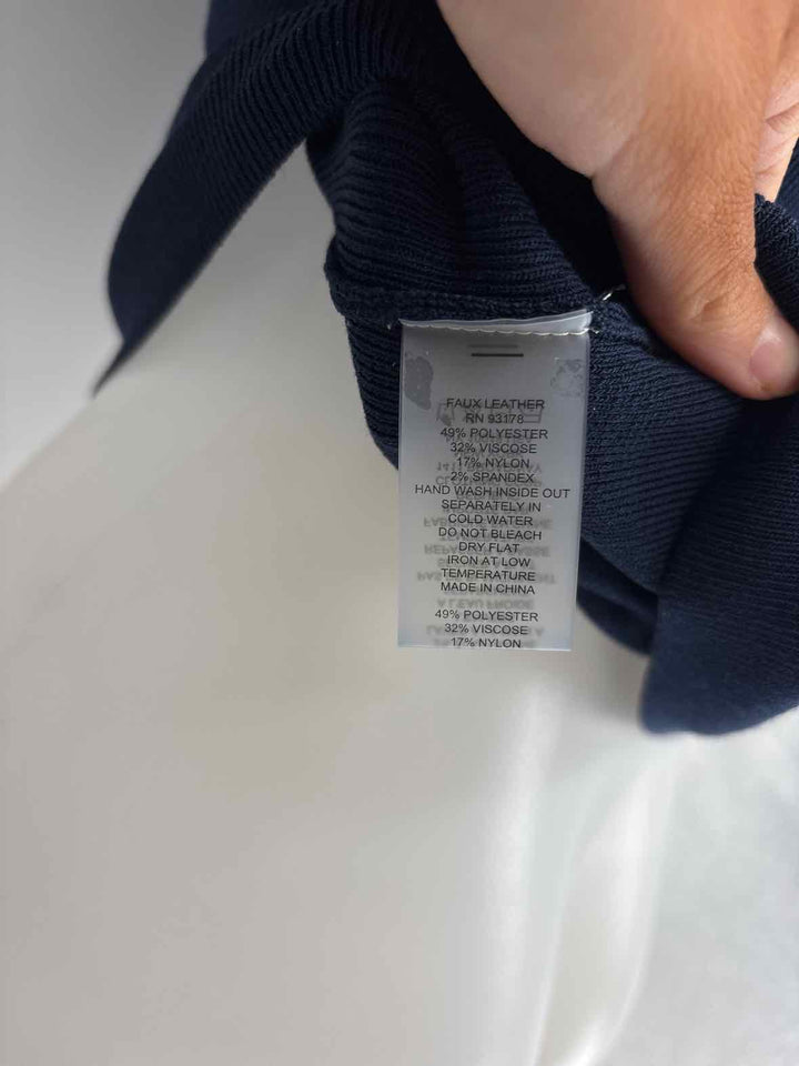 Size S TAHARI Navy Shirt