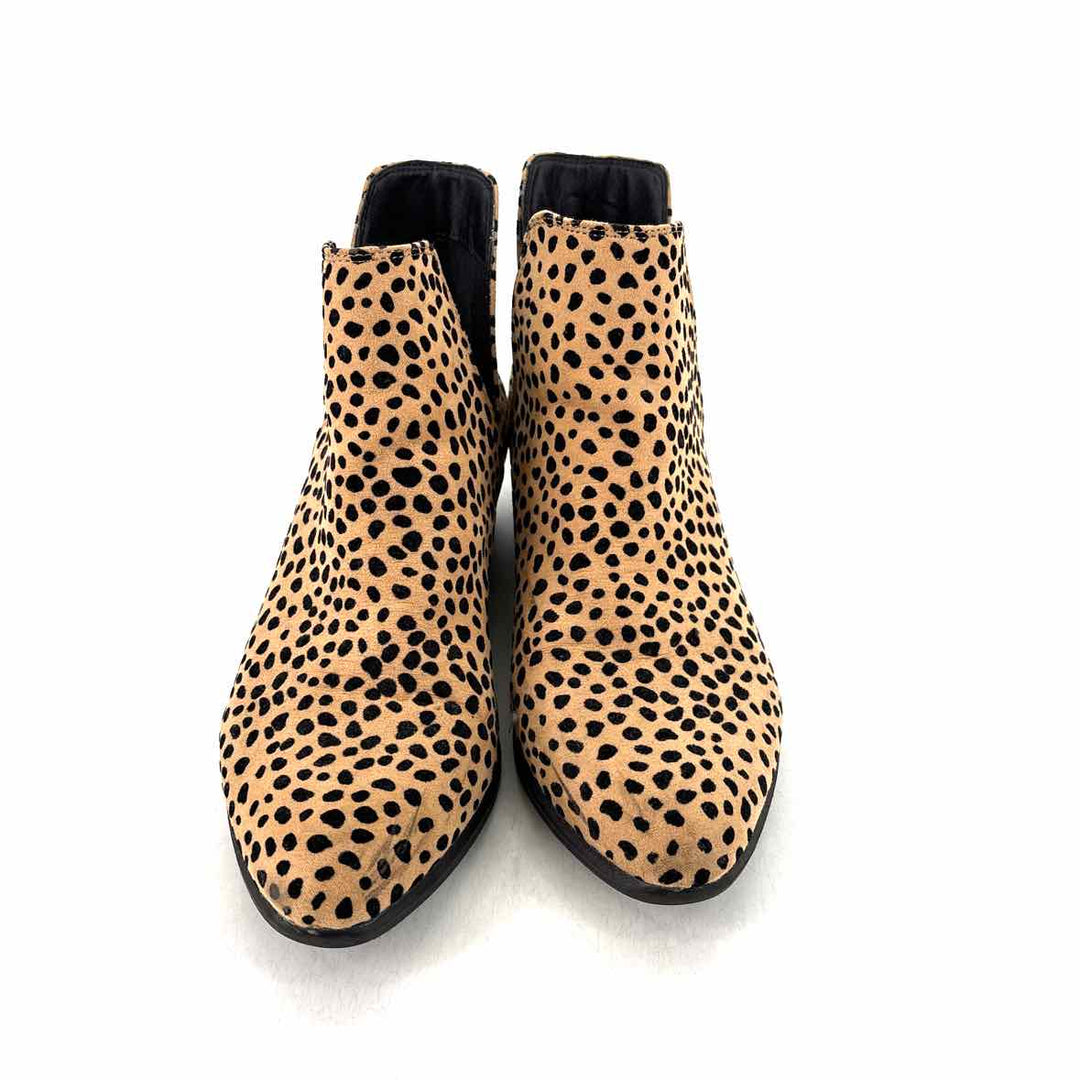 Shoe Size 7.5 Tan Boots