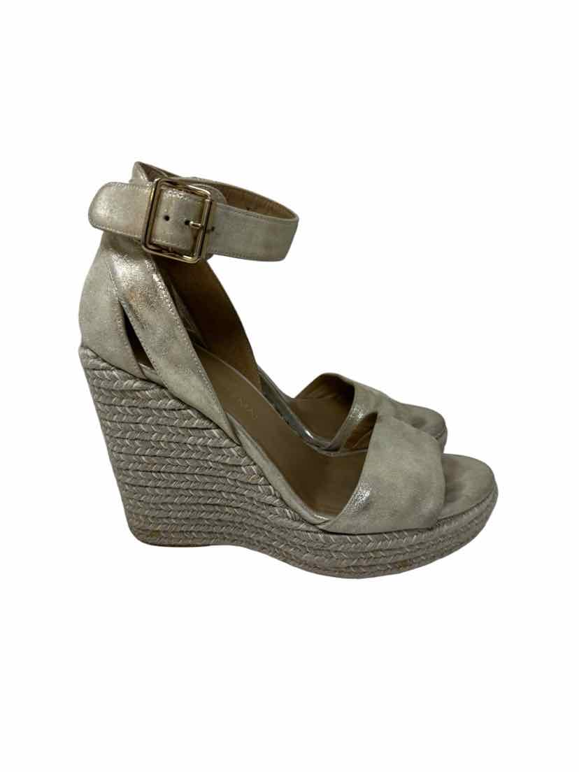 Shoe Size 6.5 Stuart Weitzman Gold Sandals