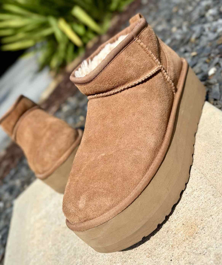 Shoe Size 10 Ugg Tan Boots