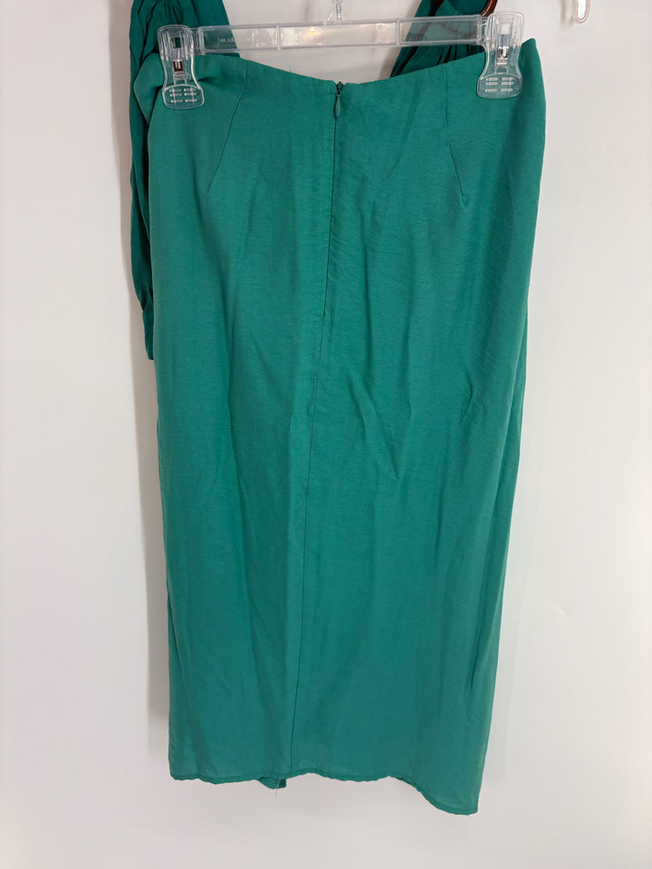 Size S DO+BE Green Skirt
