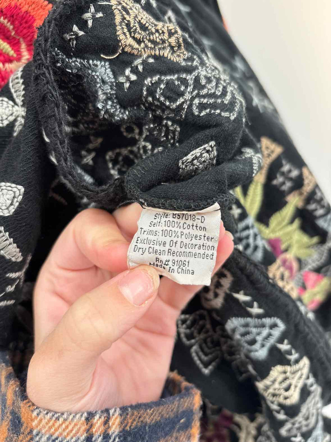 Size XL Johnny Was Black Print Sweater