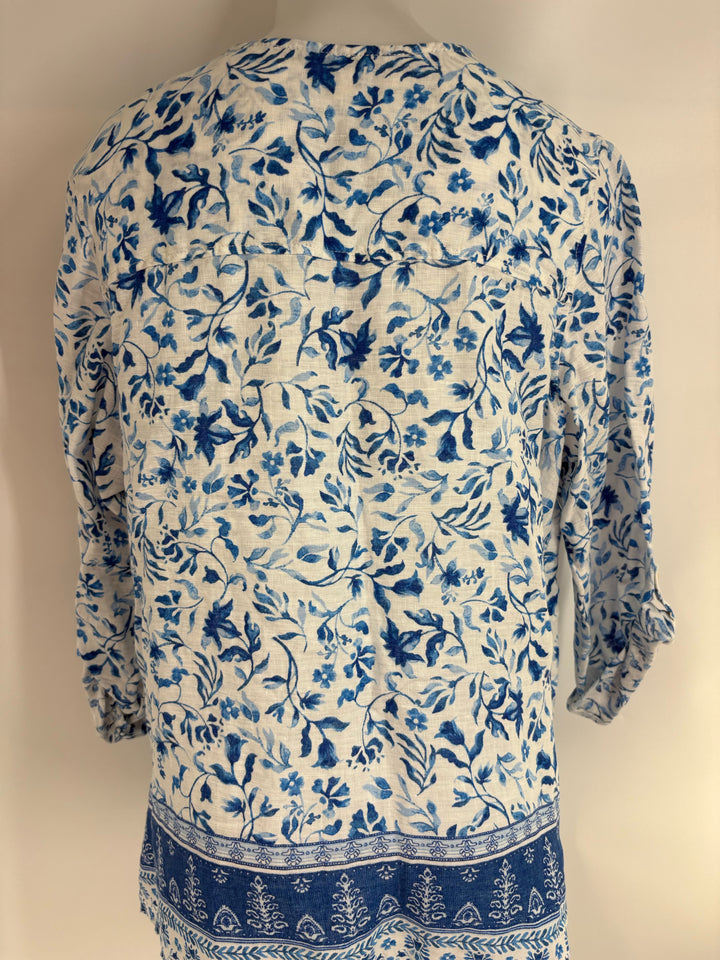 Size 1X JOIE Blue Print Shirt