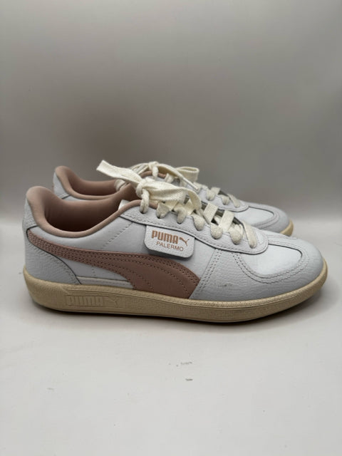 Shoe Size 8.5 Puma White Leather Sneakers