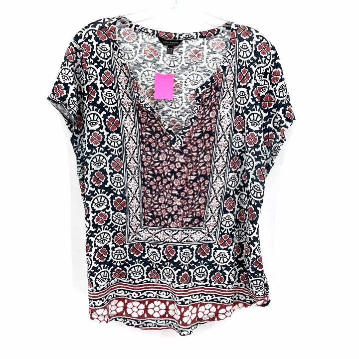 Size XL LUCKY Multi-Color Shirt