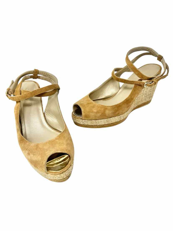 Shoe Size 9 Stuart Weitzman Tan Suede Pumps