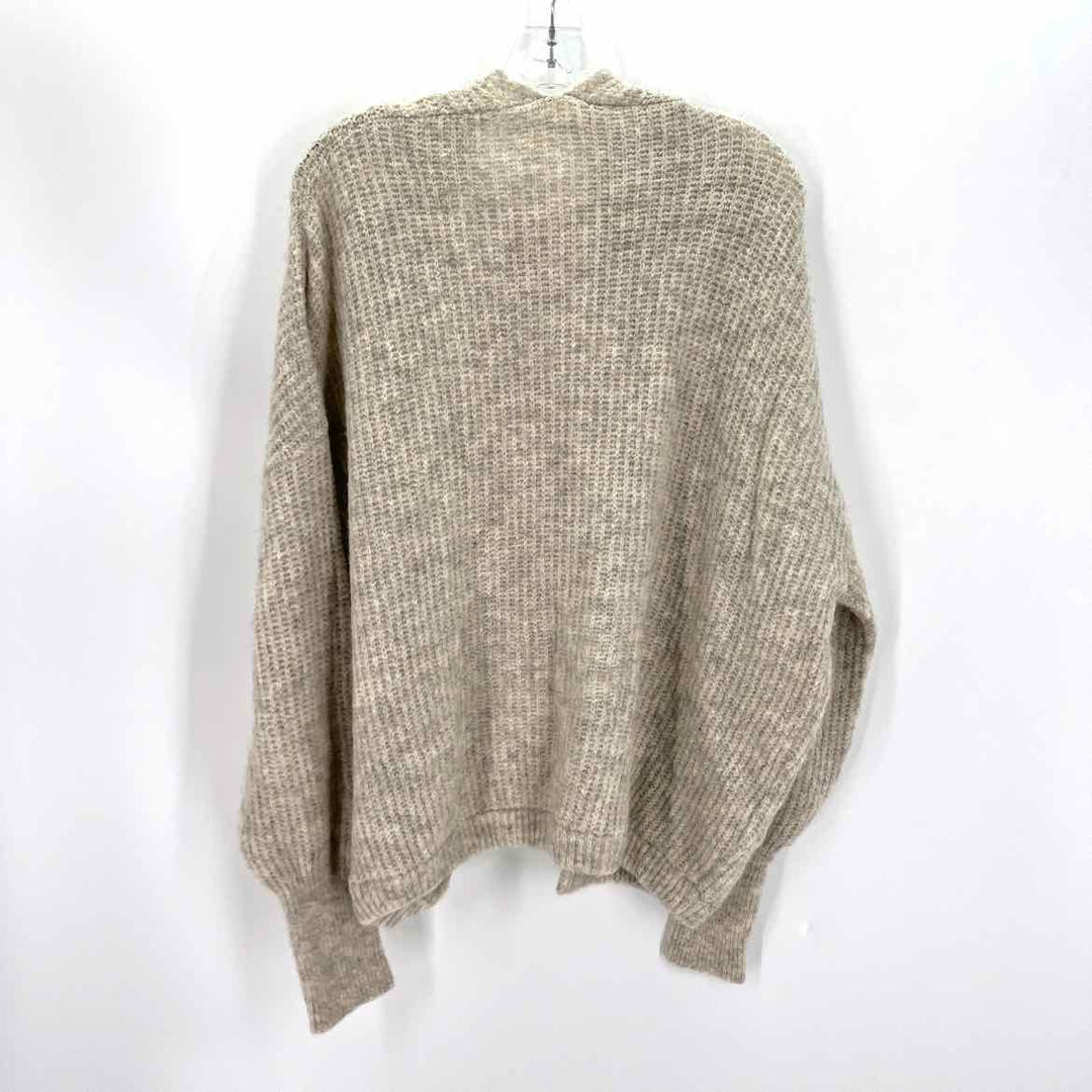 Size M/L Beige Sweater