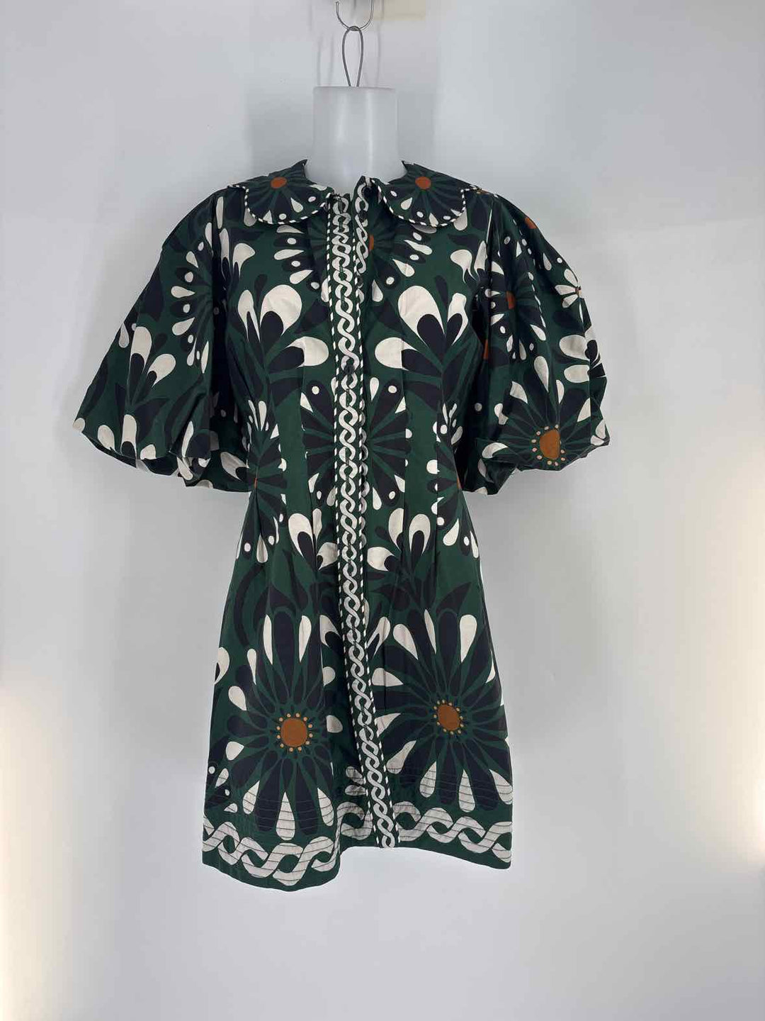 Size M FARM RIO Green Print Dress
