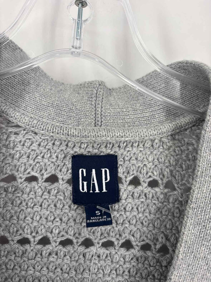 Size S GAP Gray Knit Cardigan