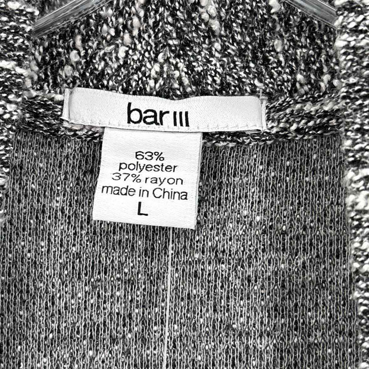 Size L BAR 111 Black/White Sweater
