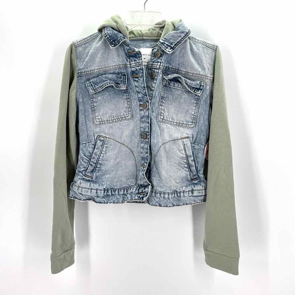 Size M Celebrity Pink Blue Denim Jacket