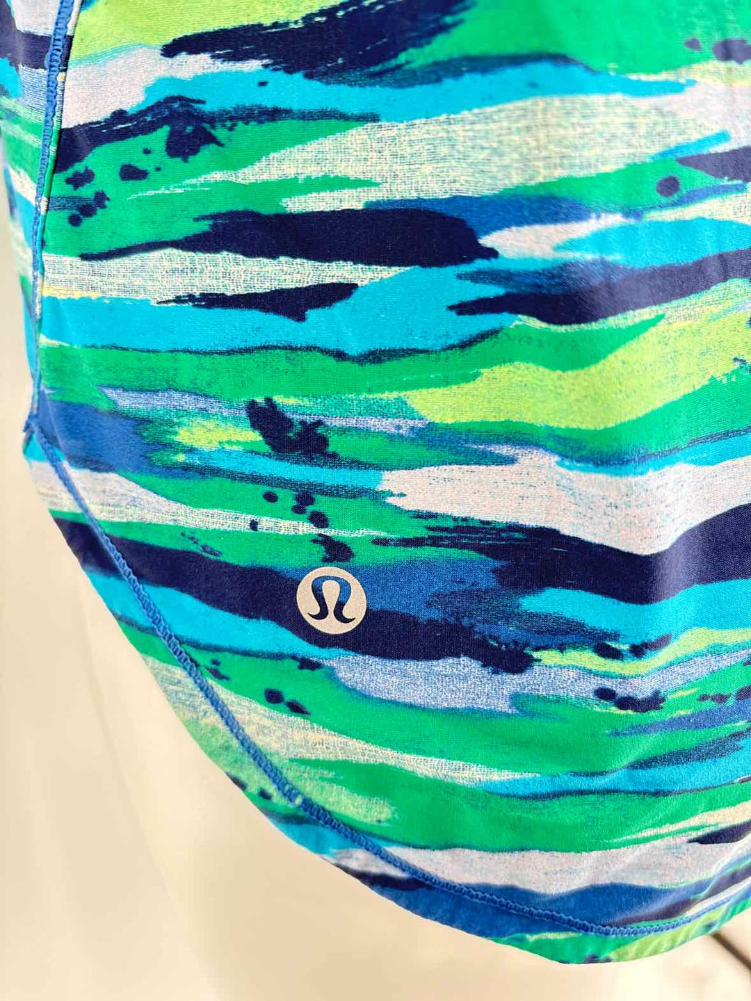 Size M Lululemon Green Print Shirt