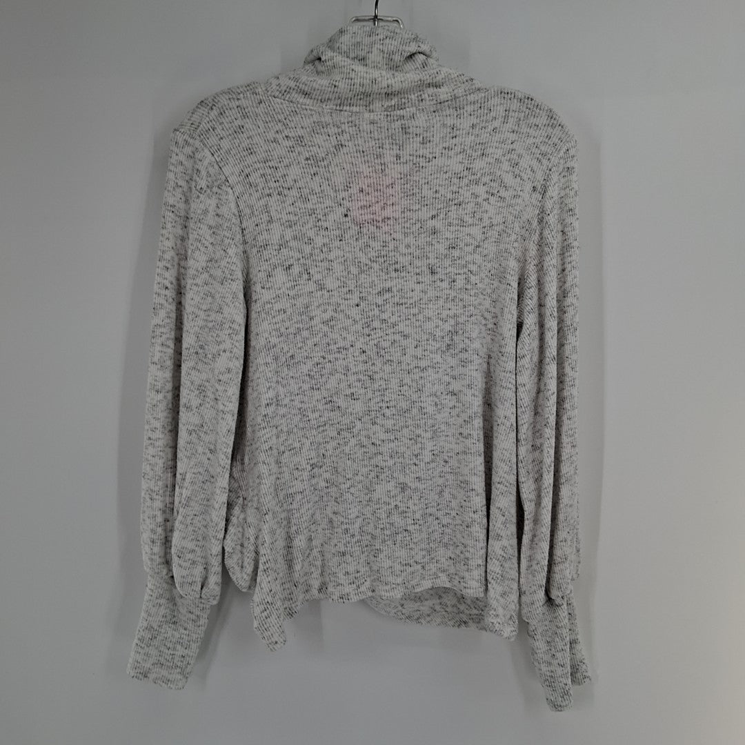 Size M KAREN KANE Gray Sweater