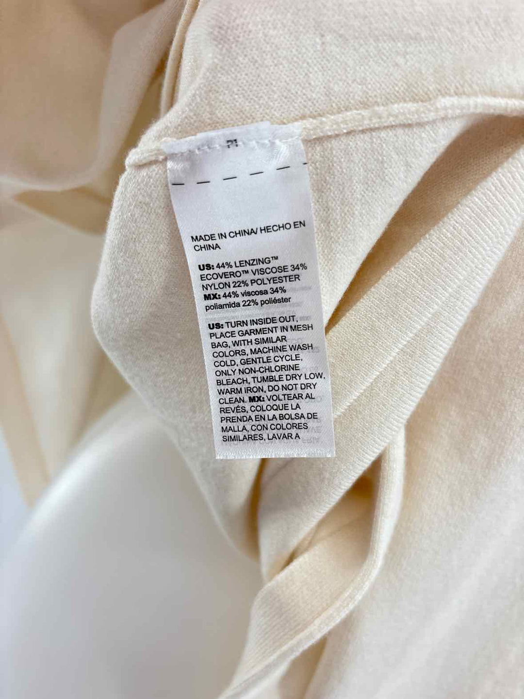 Size M Chico's Cream Sweater