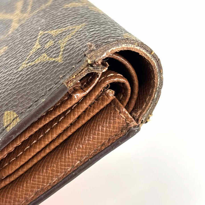 Louis Vuitton Luxury - Wallet