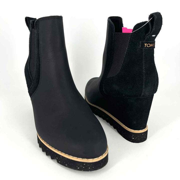 Shoe Size 6.5 Toms Black Suede Boots