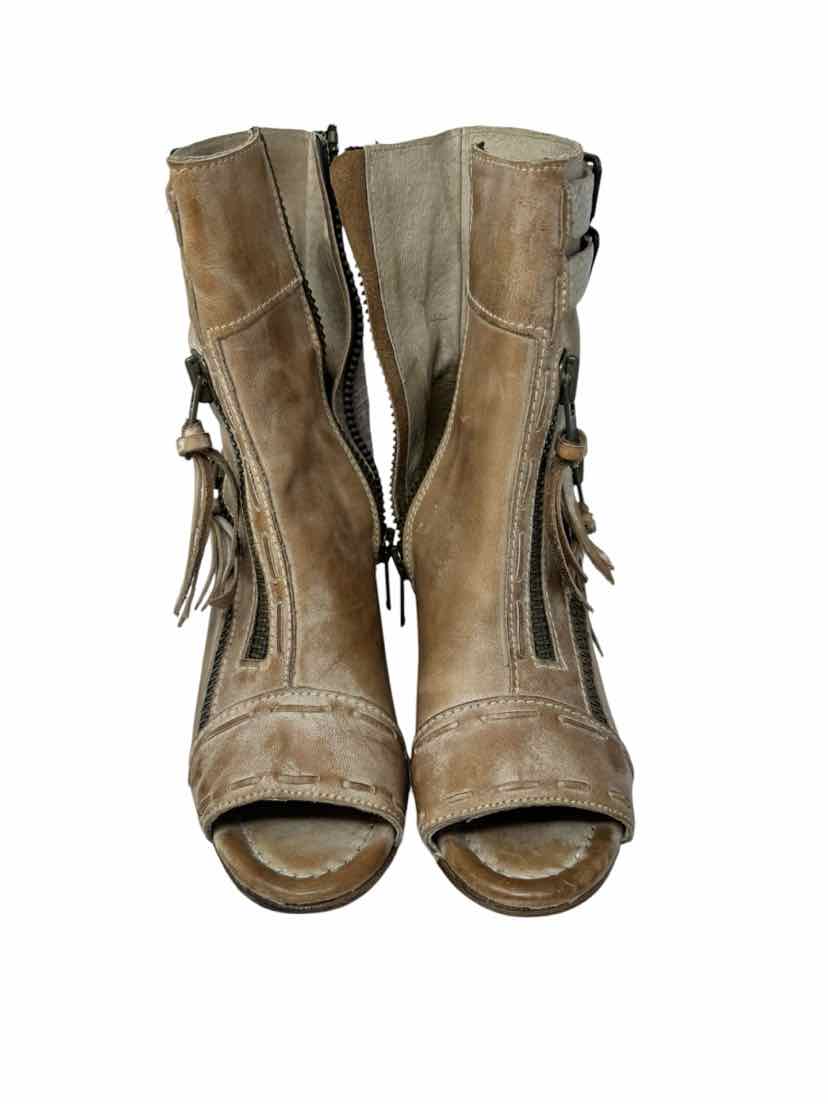 Shoe Size 8 FREEBIRD Brown Leather Boots