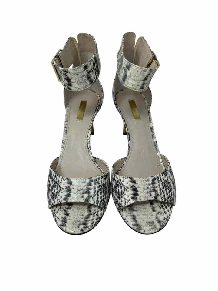 Shoe Size 10 Silver Leather Sandals
