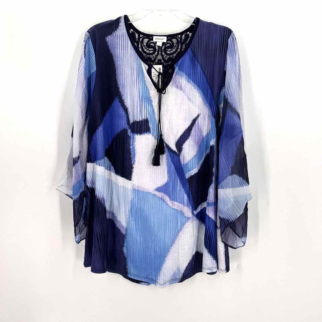 Size 22/24 AVENUE Blue Print Shirt