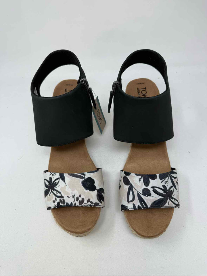 Shoe Size 11 Toms Black Print Sandals