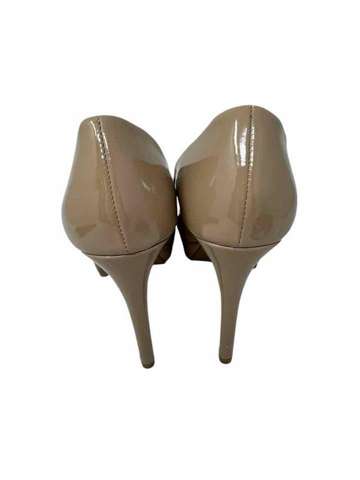Shoe Size 8.5 CHINESE LAUNDRY Nude Pumps