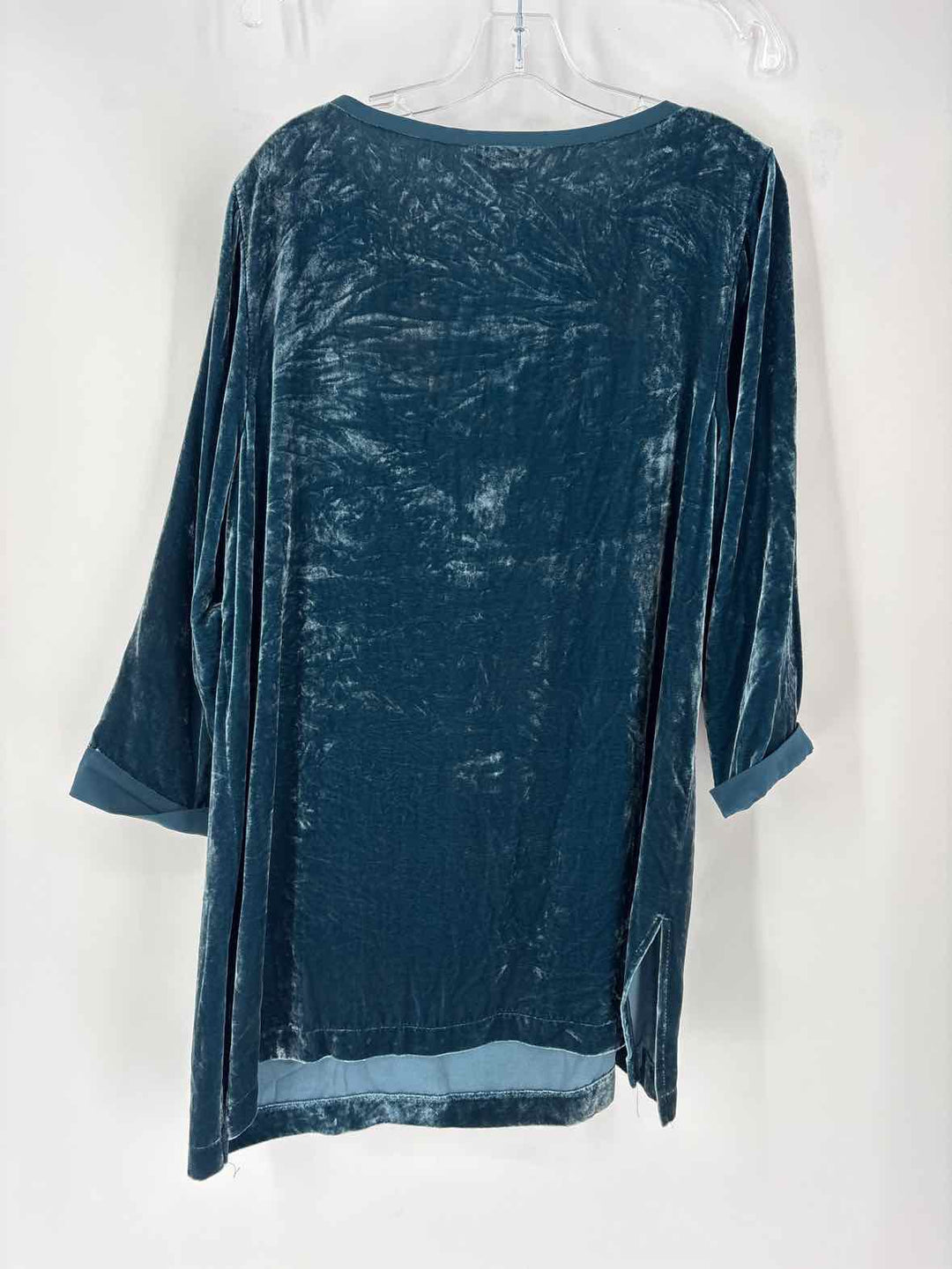 Size L J JILL Blue Velour Shirt