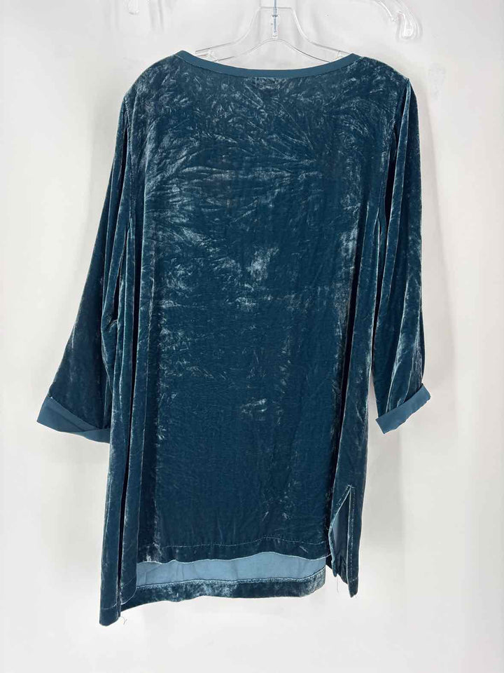 Size L J JILL Blue Velour Shirt
