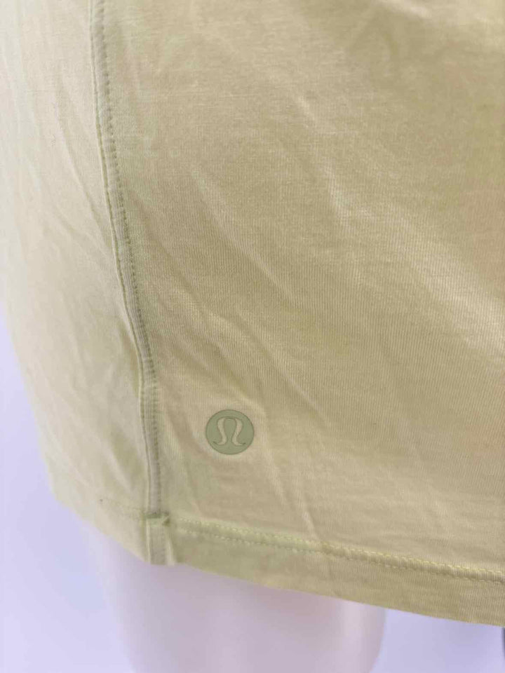 Size 1X Lululemon Lime Green Shirt