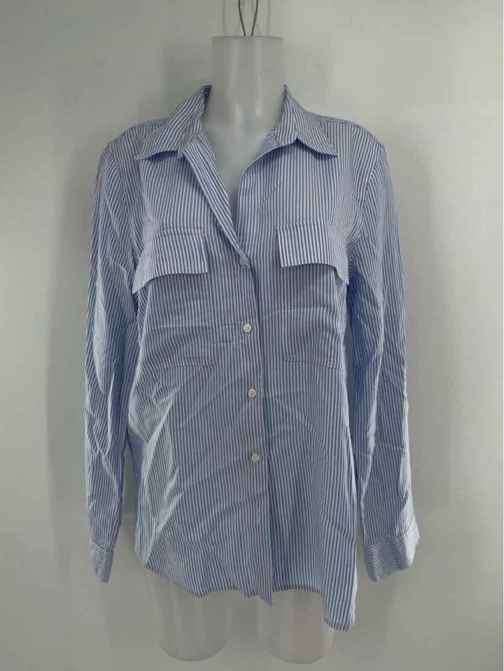 Size M Blue Print Shirt