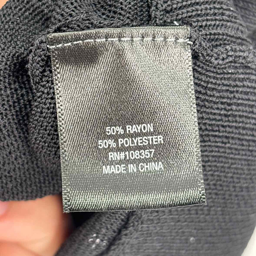 Size M WORTHINGTON Black Shirt