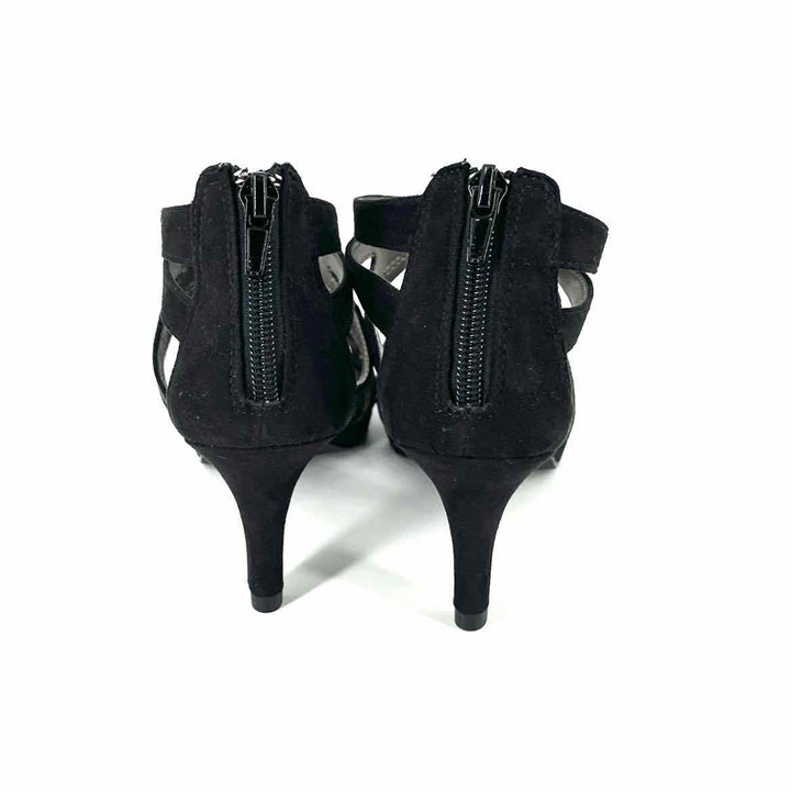 Shoe Size 6 KELLY & KATIE Black Pumps