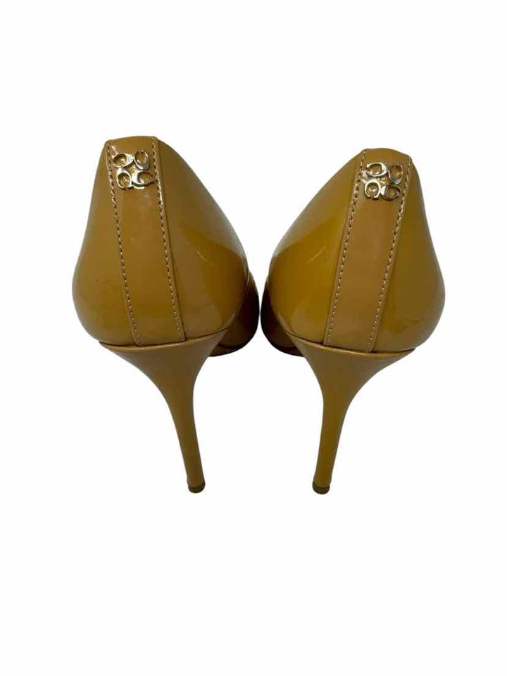 Shoe Size 7 Coach Tan Pumps