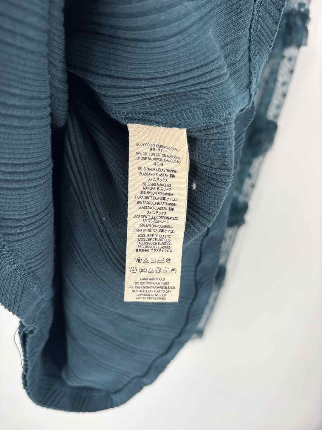 Size M FREE PEOPLE Teal Shirt